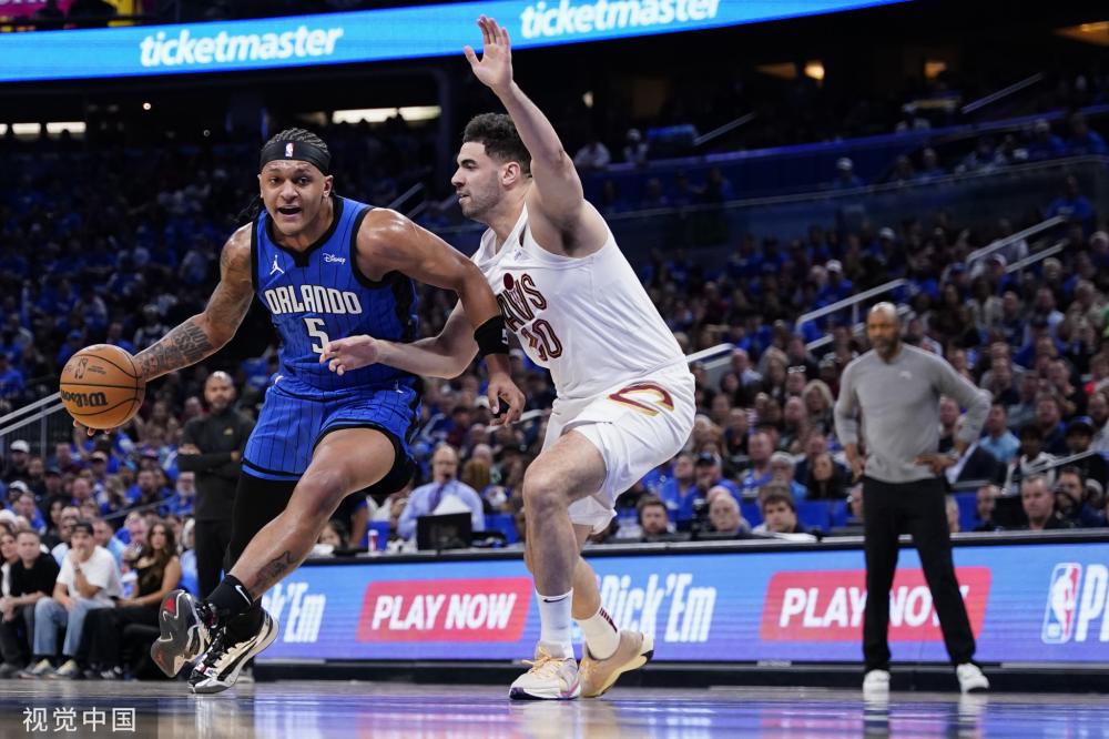 赢得球迷心 赢得球迷心